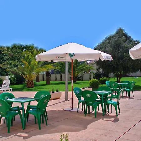 مبيت وإفطار وفندق سيوداد دي لاس سينسياس 3* فالنسيا