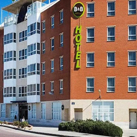 Ciudad De Ciencias Hotel