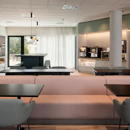 Ciudad De Ciencias Hotel Valencia
