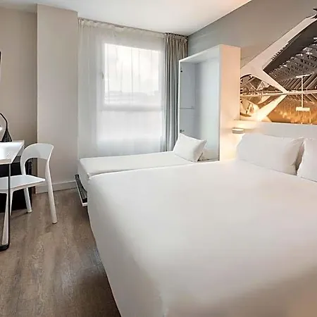 Ciudad De Ciencias Hotel Valencia