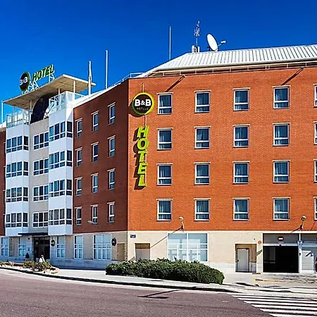 Ciudad De Ciencias Hotel 3*