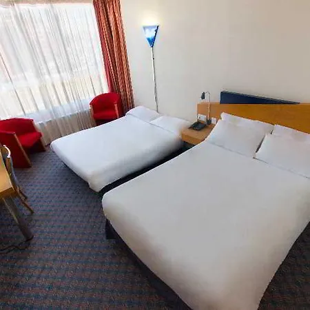 Hotel Ciudad De Ciencias Valencia
