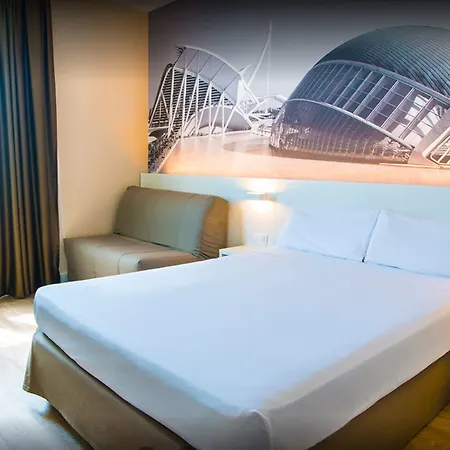 Hotel Ciudad De Ciencias 3*