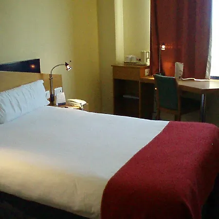B＆b シウダッド デ ラス シエンシアス 3* バレンシア