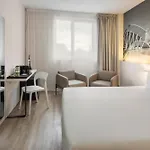 Arena Hotel