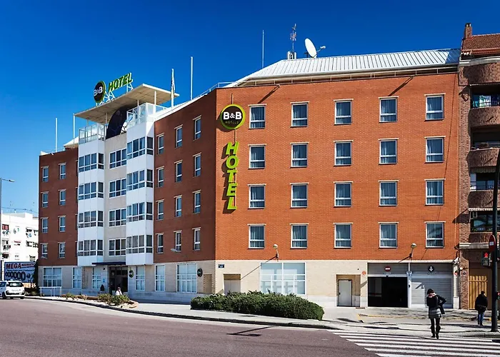 Arena Hotel 3*