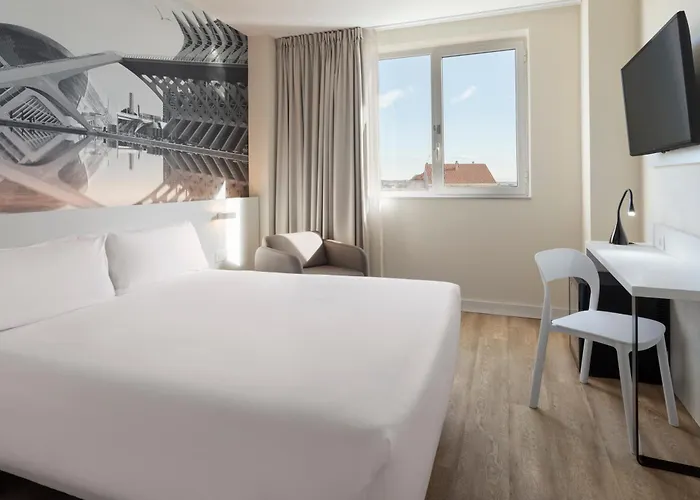 Arena Hotel 3*