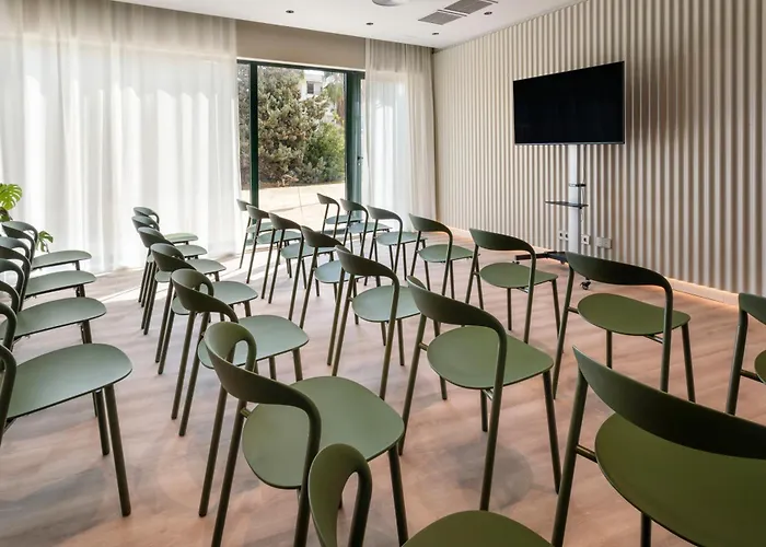 Ciudad De Ciencias 3*